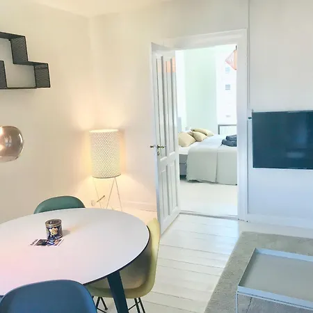 Great 1-br In Great Location - 60 アパート *
